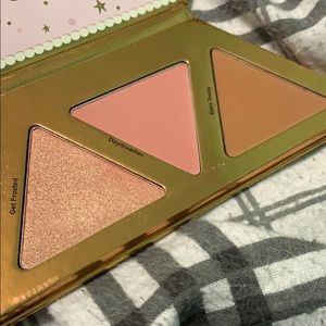 Too faced palette